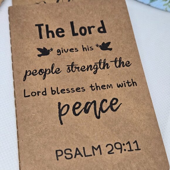 NEW INSPIRATIONAL FAITH CANVAS POUCH, NOTEPAD, PEN, BOOKMARK & KEYCHAIN GIFT SET - Picture 3 of 10